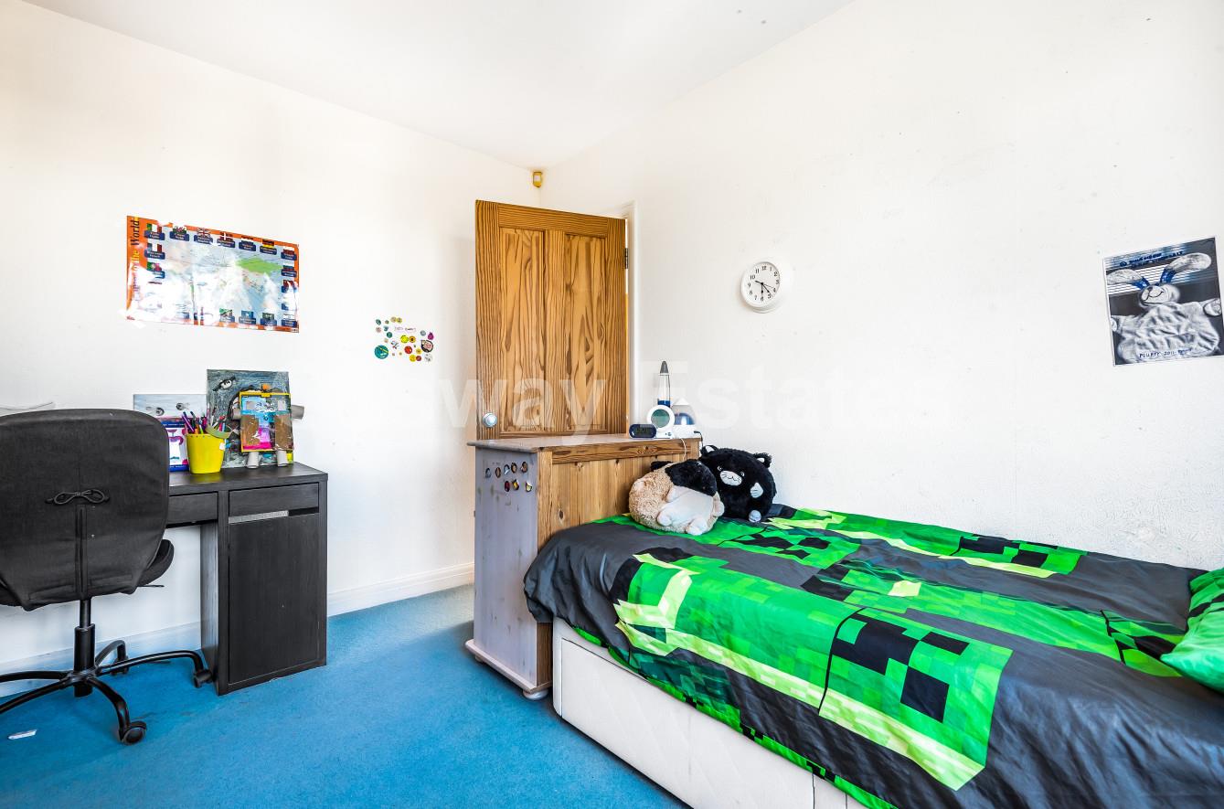Stanway Gardens, Edgware